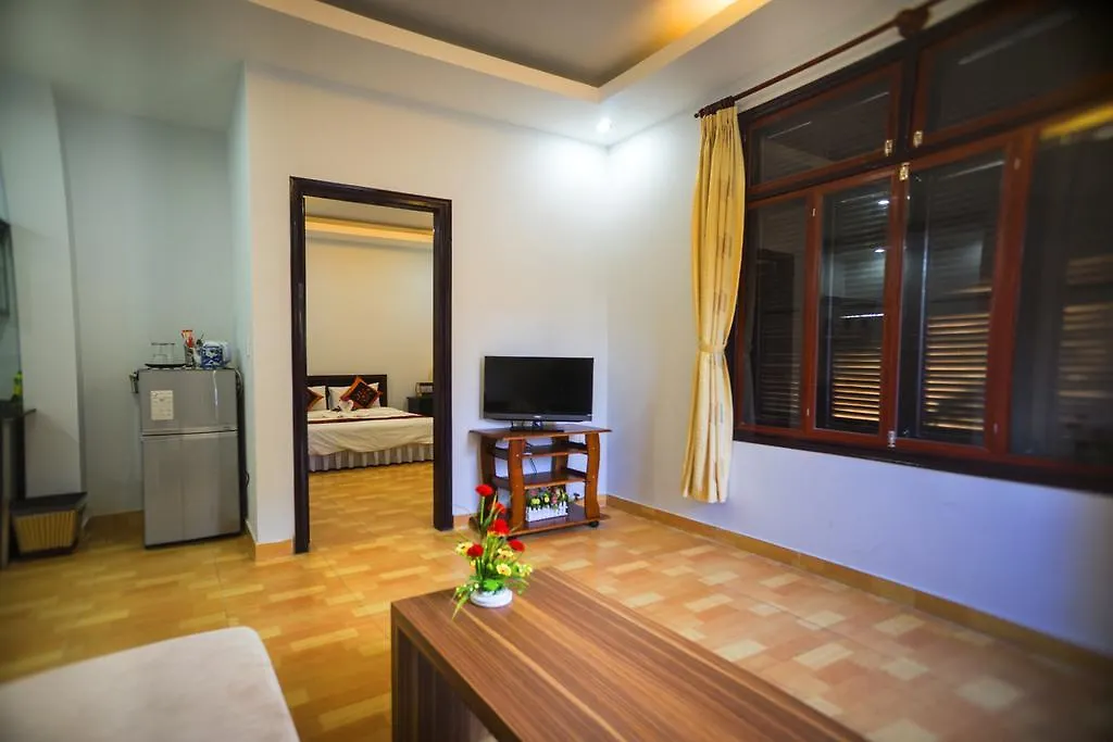 Sea Sun Homestay Хойан