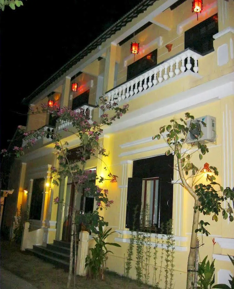 Sea Sun Homestay Хойан