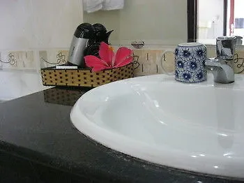 Sea Sun Homestay Хойан